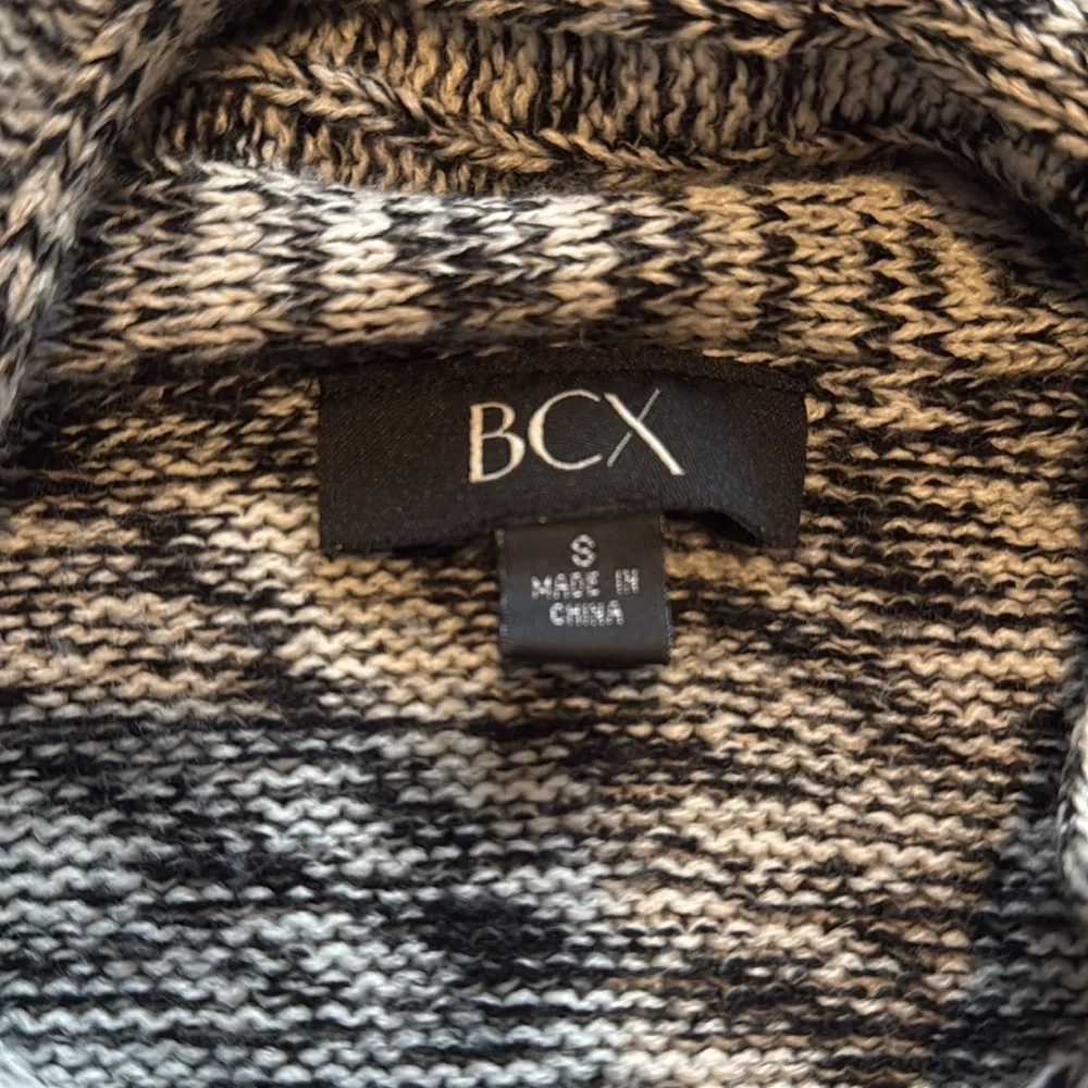 BCX Black and Gray Fringe Sweater Size Small